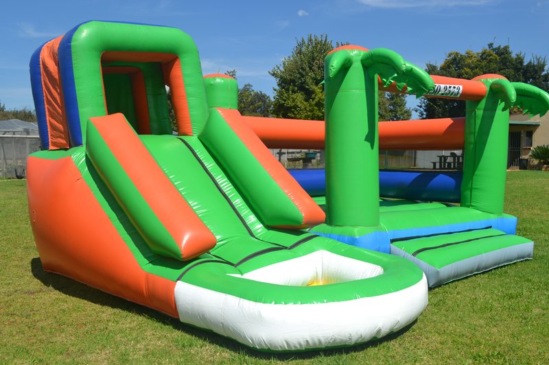 Hawaiian Jumper with Pool &mdash; Jumping Jacks Benoni